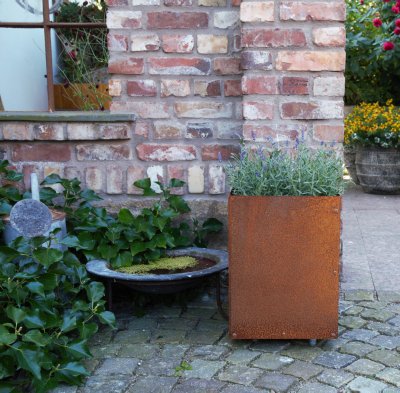 Kruka Corten med botten 30x30x40cm