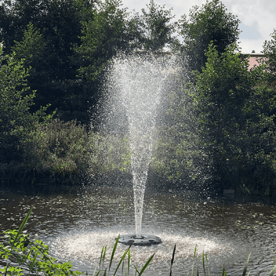Flytande Fontän 60000 med pump