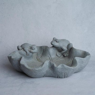 Fågelbad med grodor 40x37x14