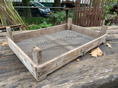 Trälåda med nät 75x50x16cm