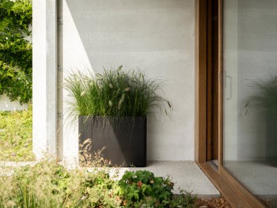 June Brick Divider Black