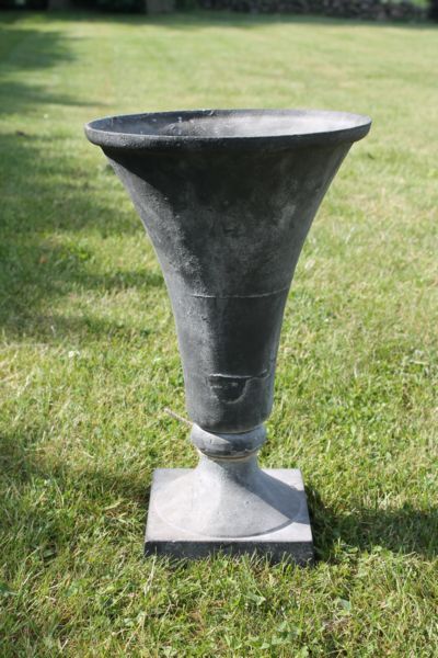 Järnurna Tratt Grå 9x15cm